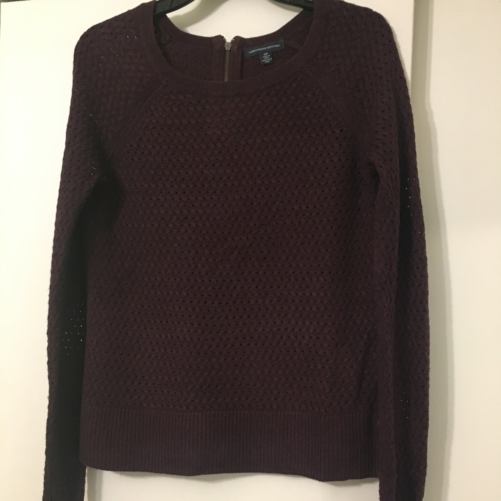 American Eagle Outfitters Sweater Small Burgandy